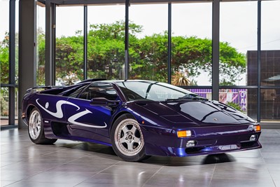 Lot 22 - 1997 Lamborghini Diablo SV