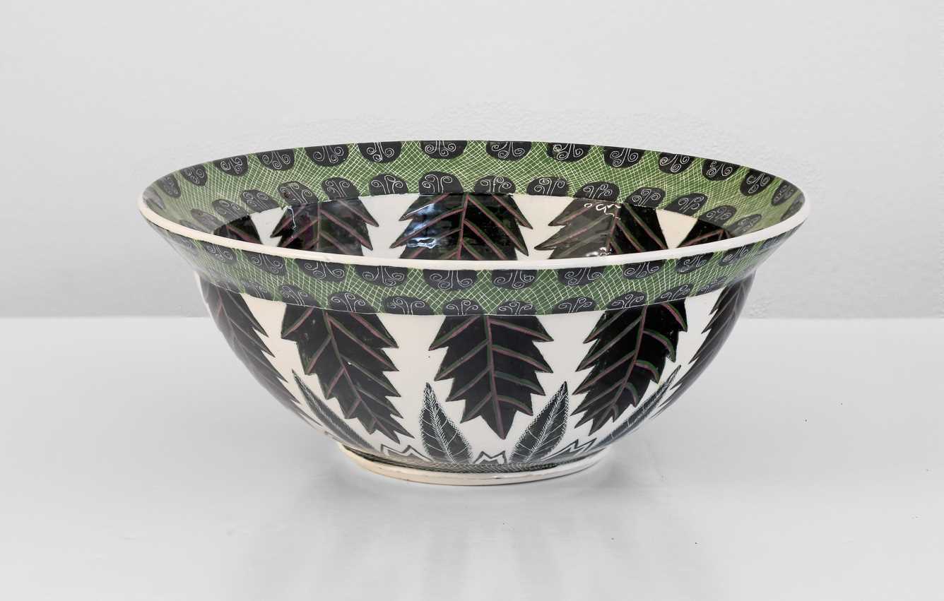 Lot 143 - Ardmore Ceramic Studio (South Africa 20th Century)