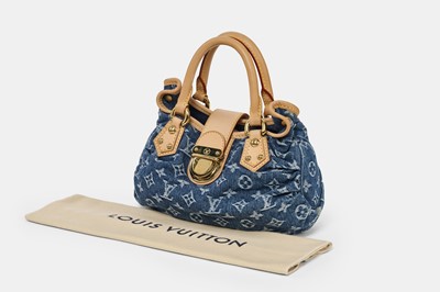 Lot 14 - Louis Vuitton Pleaty Mini - Vintage
