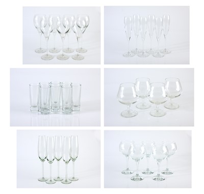 Lot 143 - An assortment of glasses