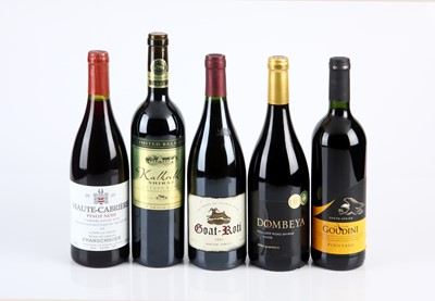 Lot 146 - An assortment of 46 bottles of wine