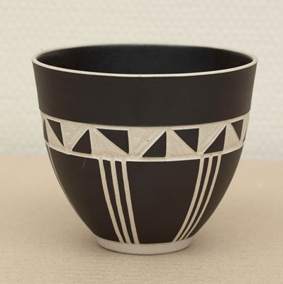 Lot 78 - Ardmore Ceramic Studio (South Africa 20th Century)