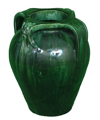 Lot 54 - Emerald Urn