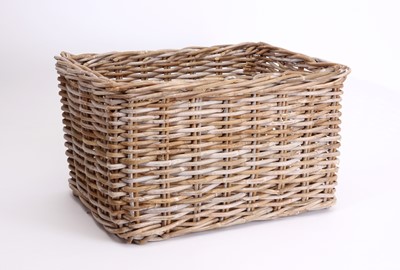Lot 52 - A willow basket