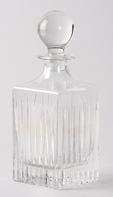 Lot 15 - ,A modern Davinci square clear glass whisky decanter with vertical splits and a globular stopper