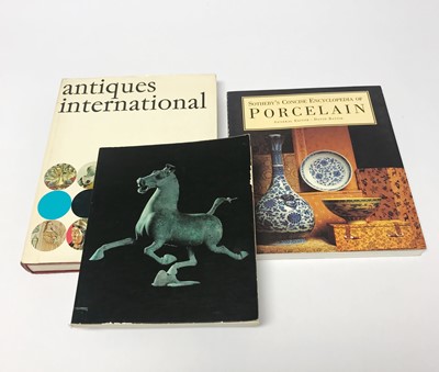 Lot 634 - ,Battie, D. Sotheby's Concise Encyclopedia of Porcelain and two others